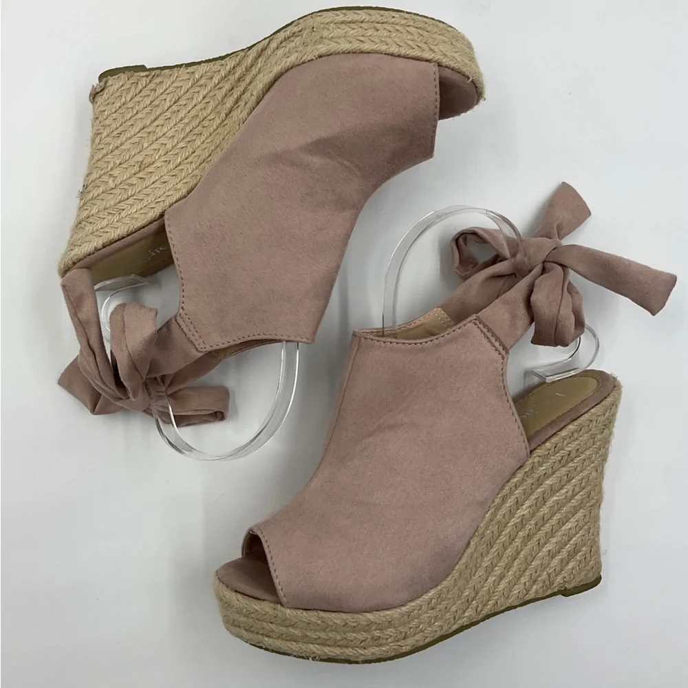 Refresh EUC Miya Pink Suede Espadrille Wedges Ribbon Tie Back Open Toe Size 8.5